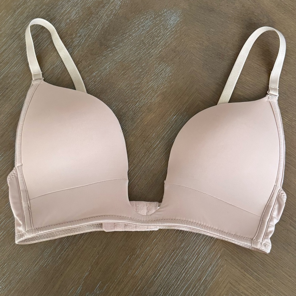 JOATEAY Women's Deep Plunge Bra Convertible Low Cut Bra - 34D